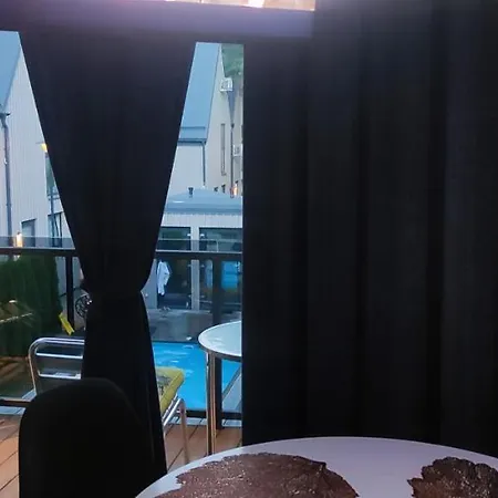 Pasakela פלאנגה